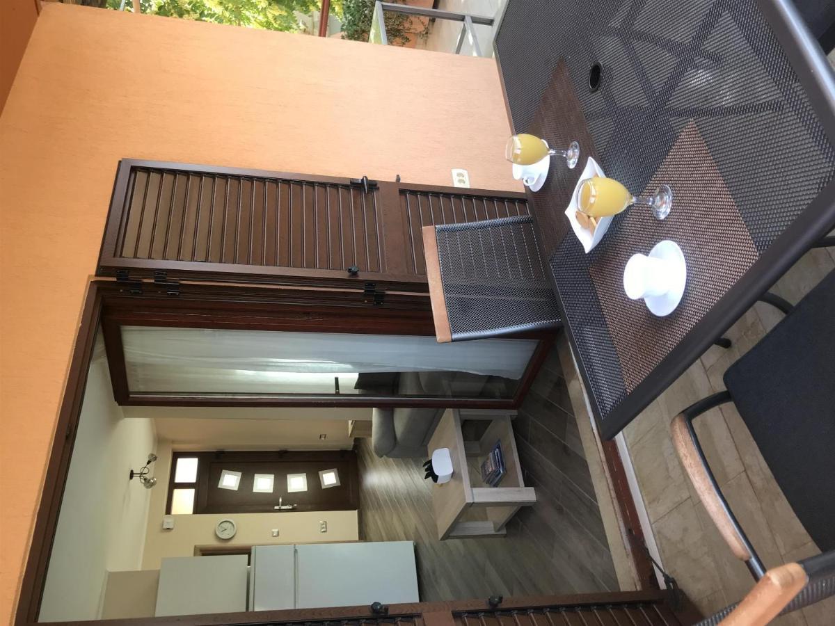 Apartment Ecio Vinkuran Luaran gambar