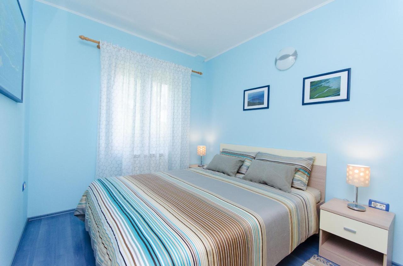 Apartment Ecio Vinkuran Luaran gambar