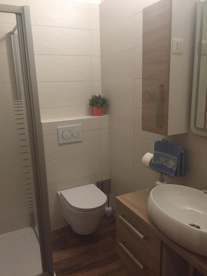 Apartment Ecio Vinkuran Luaran gambar