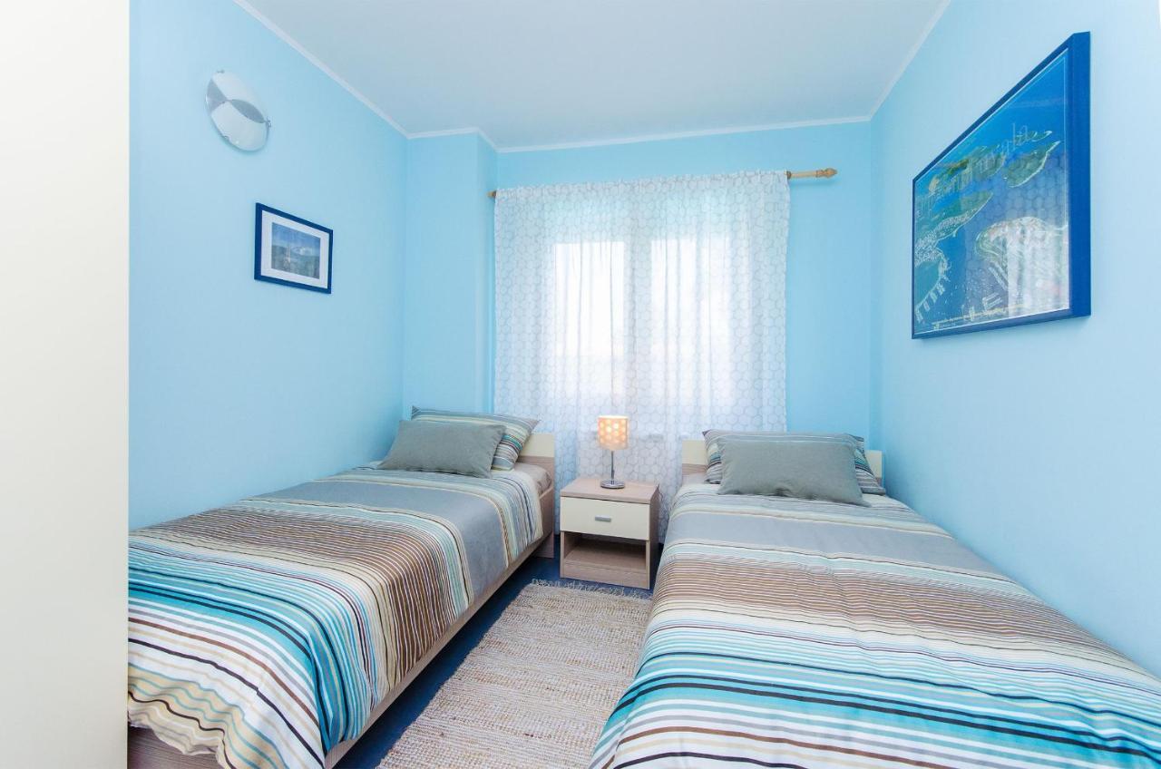 Apartment Ecio Vinkuran Luaran gambar